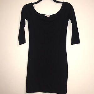 Body hugging black dress✨